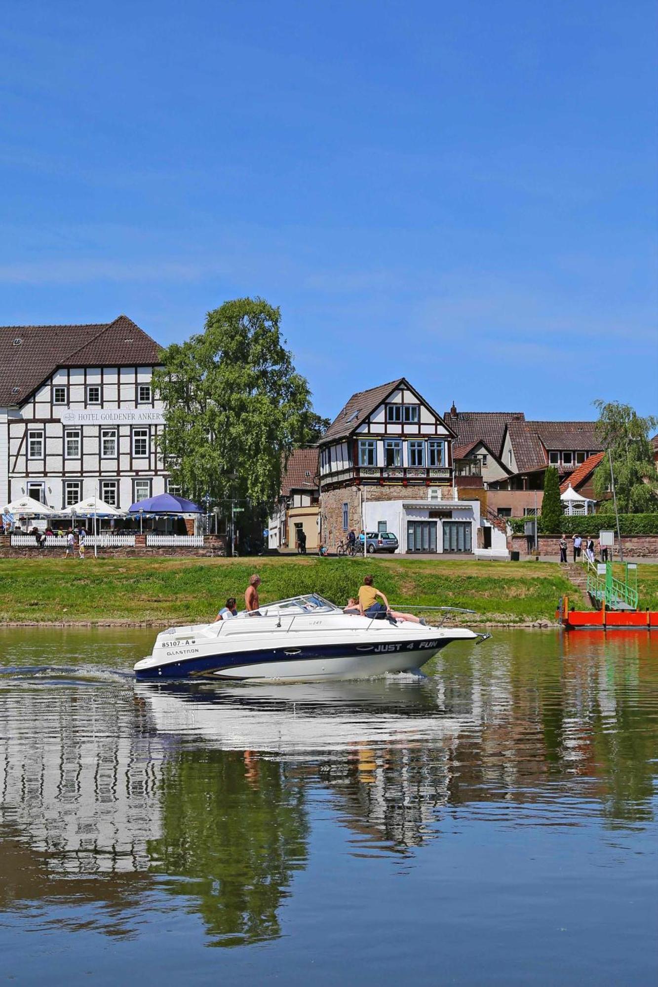 Ferienwohnungen Am Weserstrand Боденвердер Екстериор снимка